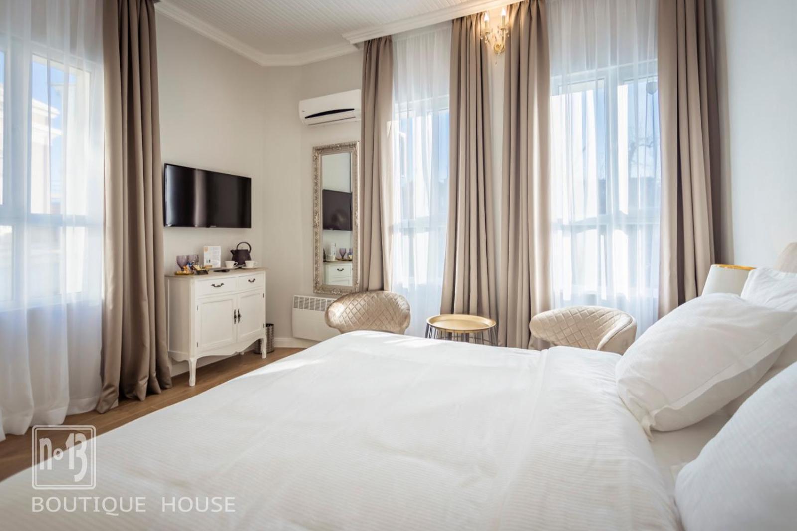 No13 Boutique House Hotel Burgas Room photo